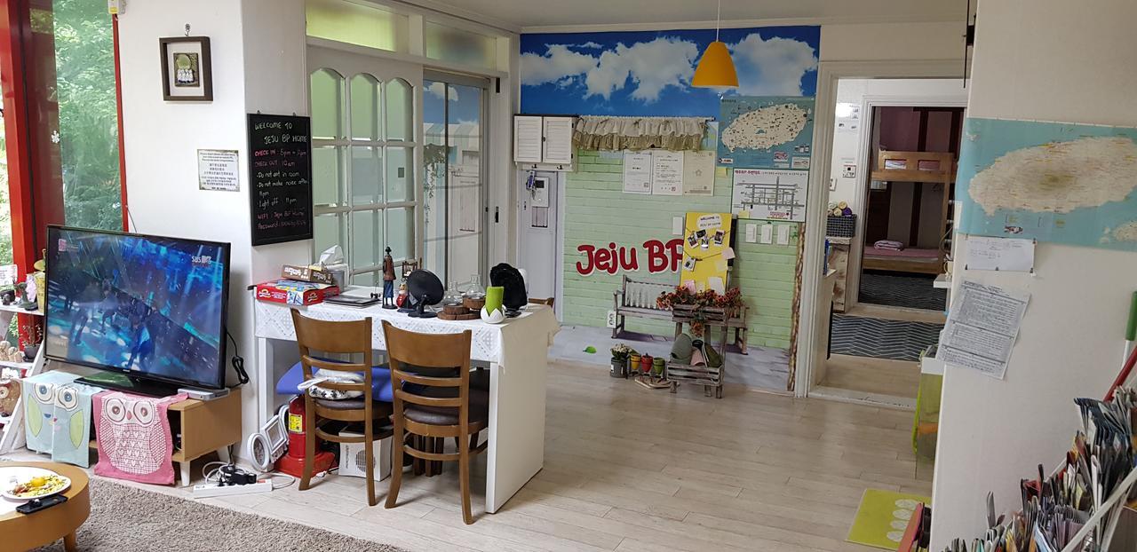 Jeju B.P. Guesthouse מראה חיצוני תמונה